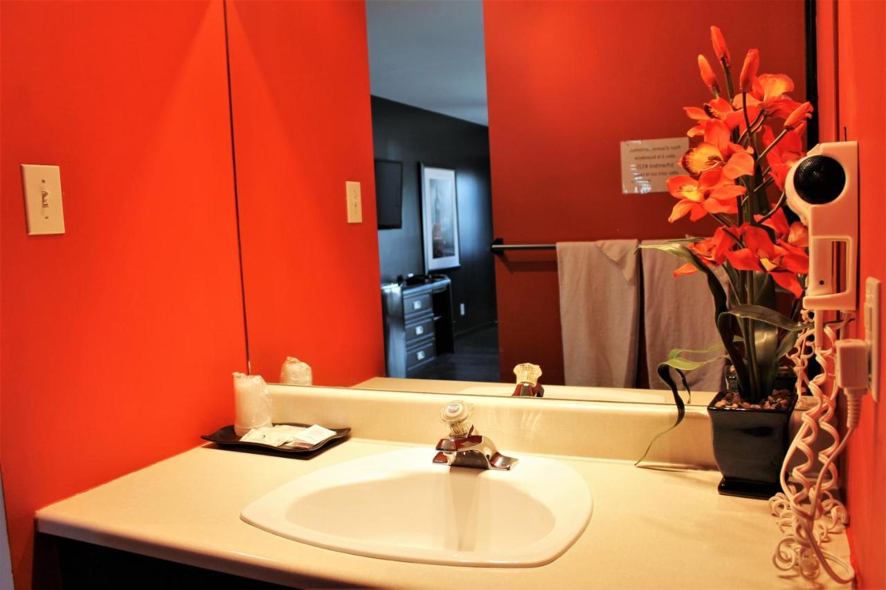 Du Canton Hotel